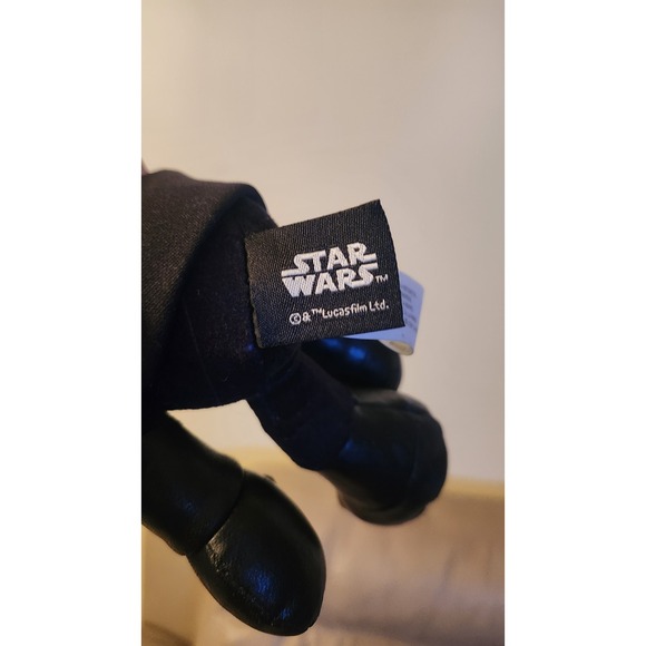 Mattel  Star Wars Darth Vader 9" Inch Plush‎ - Picture 5 of 6